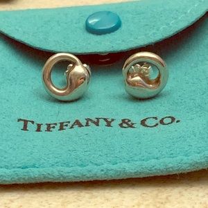 Tiffany & Co. Elsa Peretti eternal circle